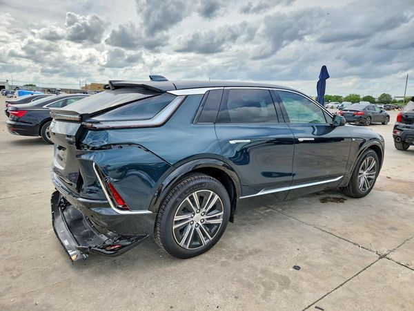 2026 CADILLAC LYRIQ Luxury