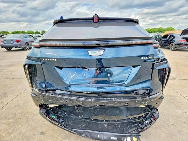 2026 CADILLAC LYRIQ Luxury