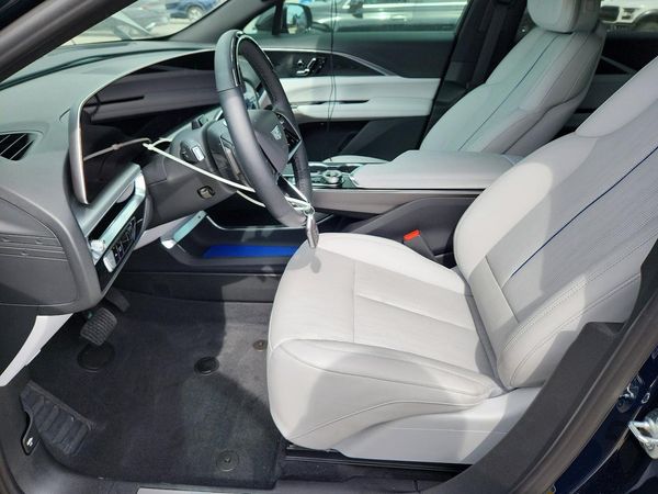 2026 CADILLAC LYRIQ Luxury