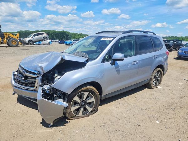 2018 SUBARU FORESTER Premium+CWP — Front 3/4
