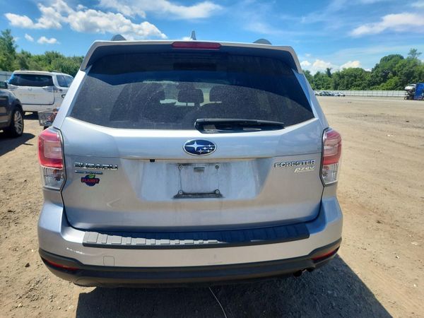 2018 SUBARU FORESTER Premium+CWP — DIRR
