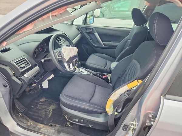 2018 SUBARU FORESTER Premium+CWP — DENT
