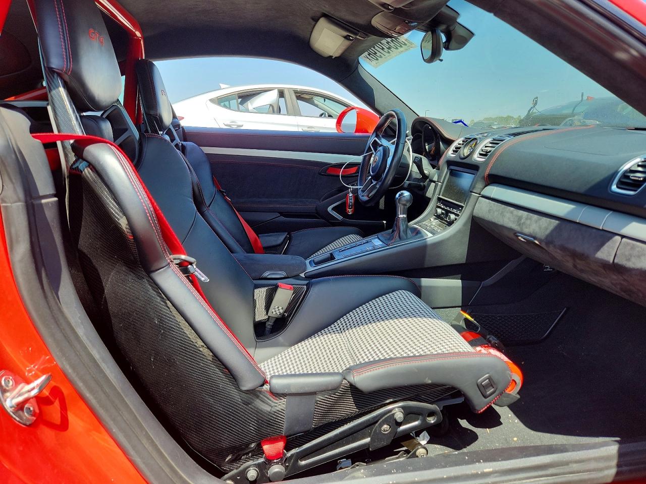 2016 PORSCHE CAYMAN