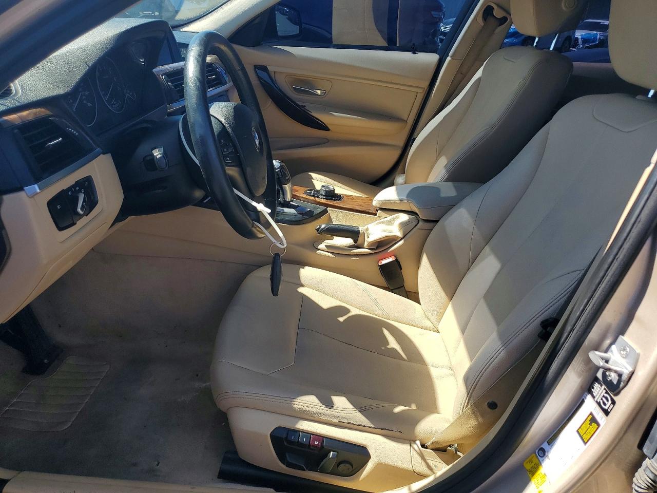 2014 BMW 320 SA