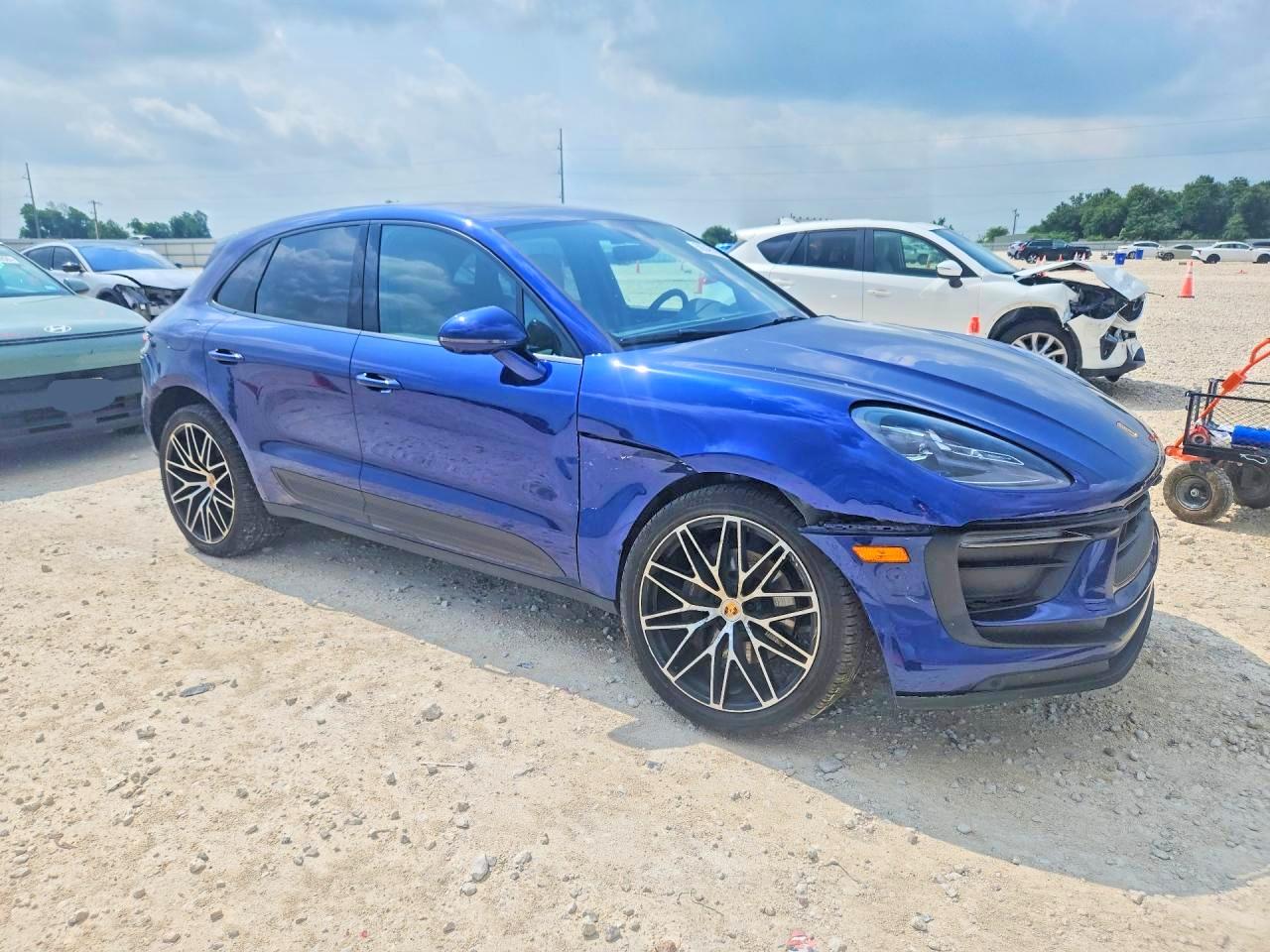 2024 PORSCHE MACAN Macan, Macan T