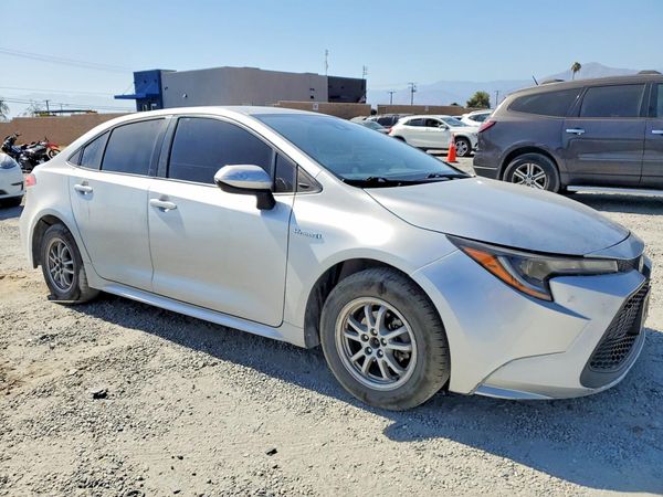 2021 TOYOTA COROLLA