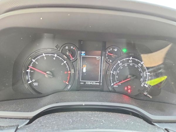 2022 TOYOTA 4RUNNER SR5