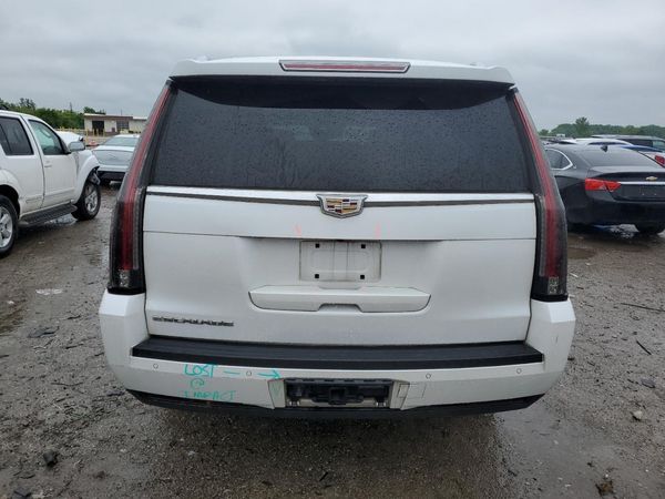 2016 CADILLAC ESCALADE ESV Luxury