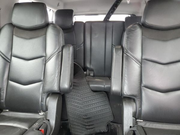 2016 CADILLAC ESCALADE ESV Luxury