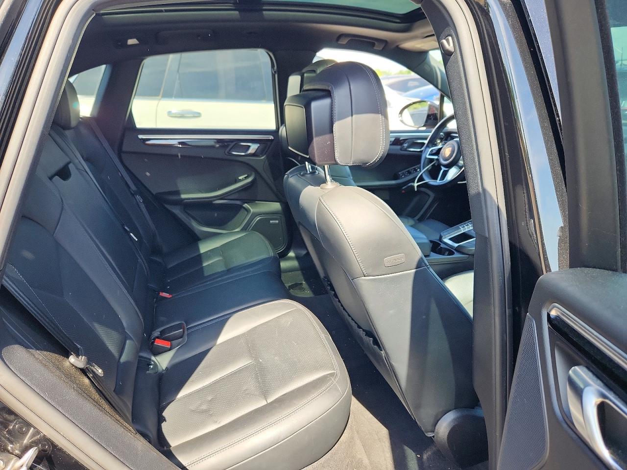 2020 PORSCHE MACAN S