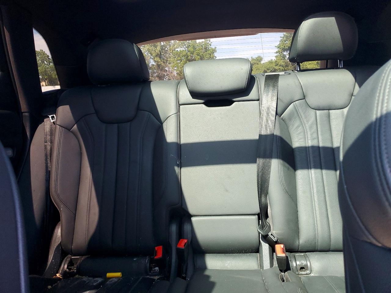 2020 AUDI Q5 quattro Premium