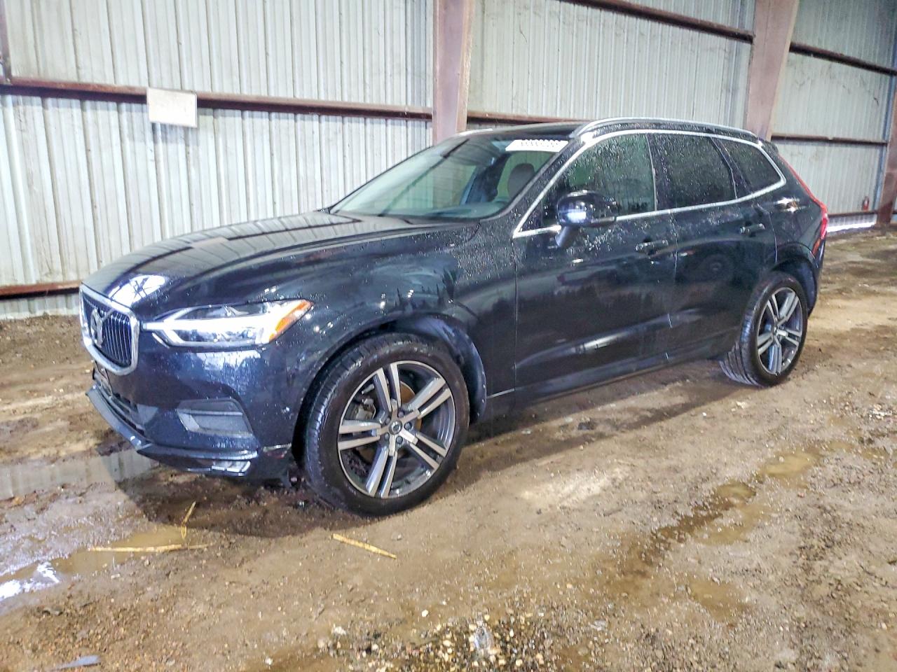 2019 VOLVO XC60 Momentum