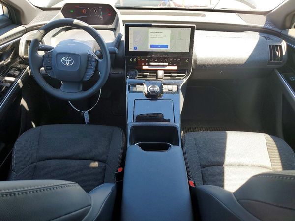 2025 TOYOTA BZ4X