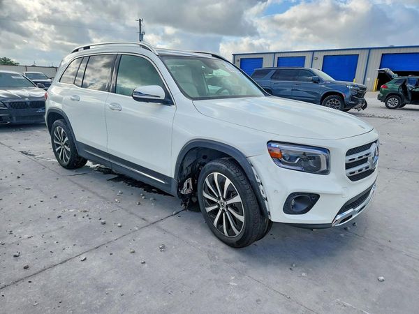 2022 MERCEDES-BENZ GLB GLB250 / GLB250 4MATIC