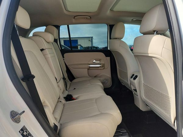 2022 MERCEDES-BENZ GLB GLB250 / GLB250 4MATIC