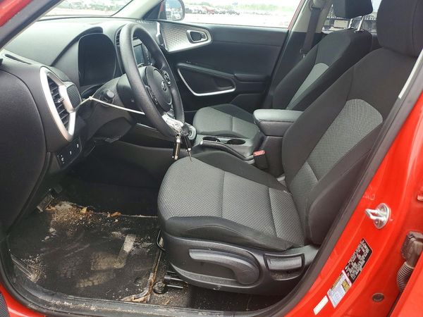 2021 KIA SOUL