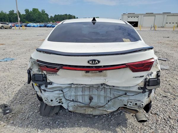 2021 KIA FORTE GT Line