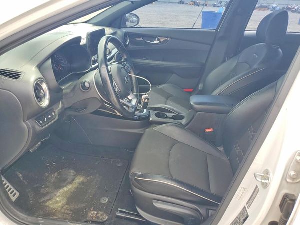 2021 KIA FORTE GT Line