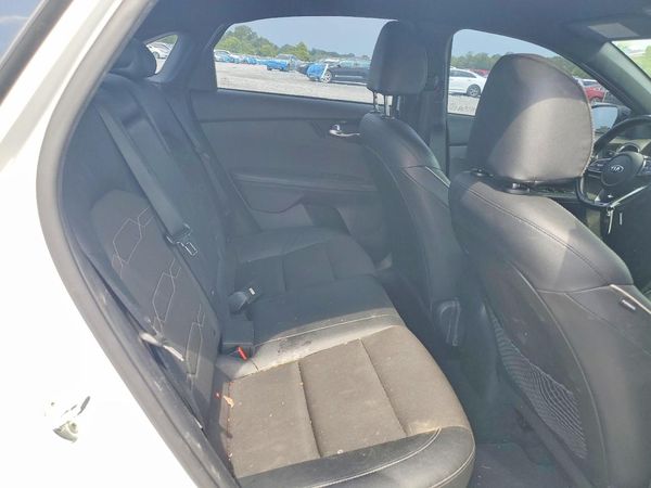 2021 KIA FORTE GT Line