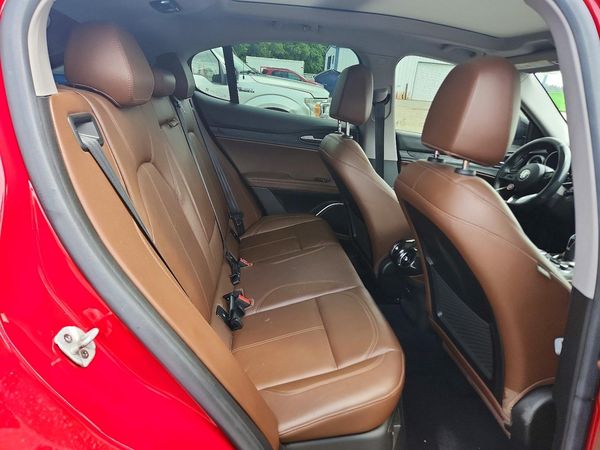 2020 ALFA ROMEO STELVIO