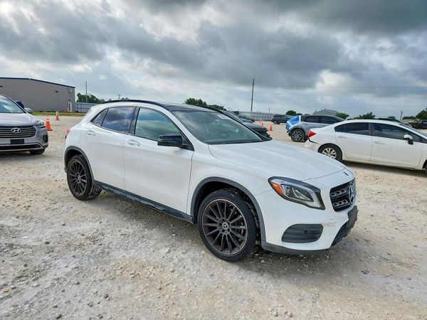 2020 MERCEDES-BENZ GLA GLA250