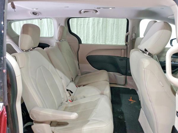 2017 CHRYSLER PACIFICA