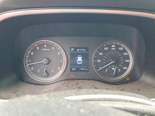2019 HYUNDAI TUCSON SE