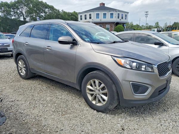 2018 KIA SORENTO L, LX