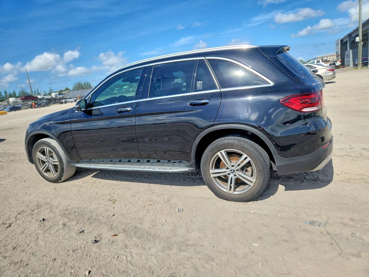 2022 MERCEDES-BENZ GLC GLC300