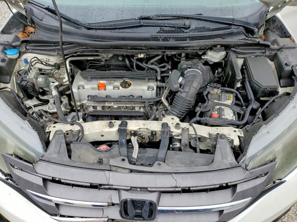2013 HONDA CRV EX-L — Engine bay