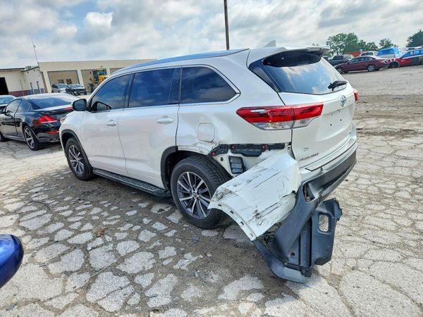 2018 TOYOTA HIGHLANDER SE/XLE