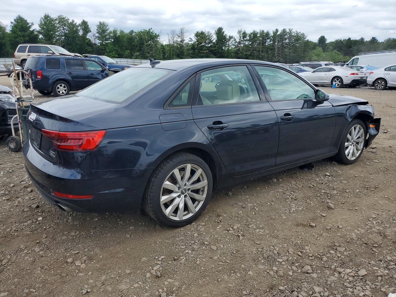 2017 AUDI A4 quattro Premium