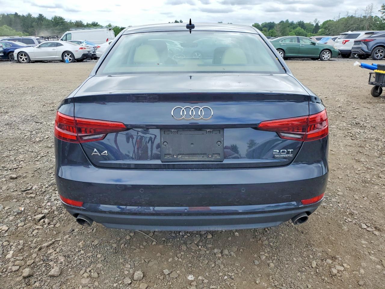 2017 AUDI A4 quattro Premium