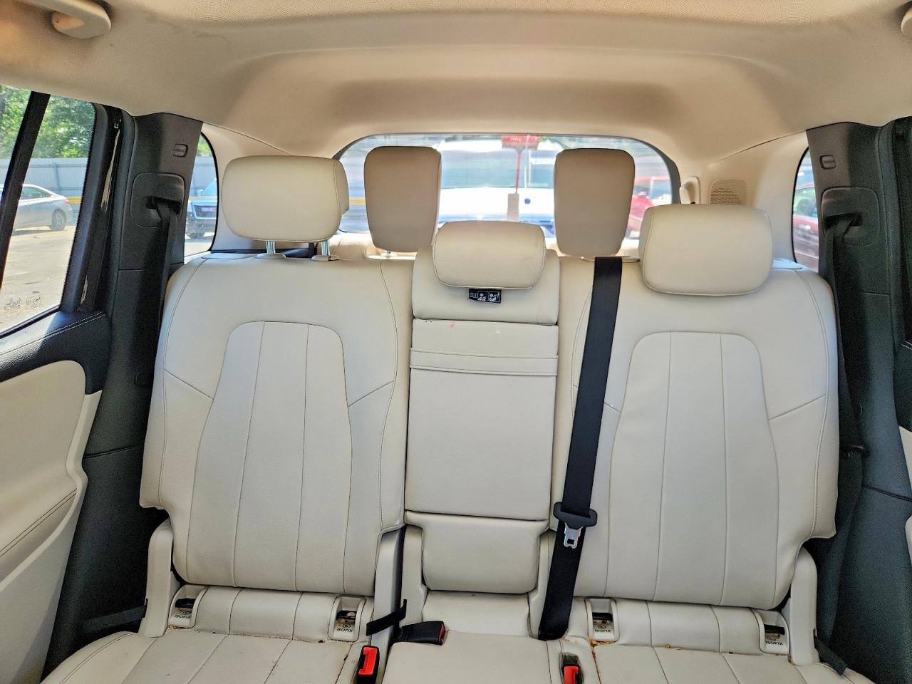 2021 MERCEDES-BENZ GLB GLB250