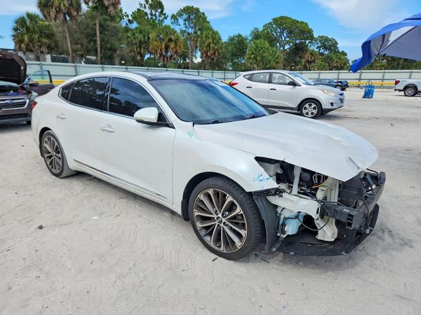 2019 KIA CADENZA