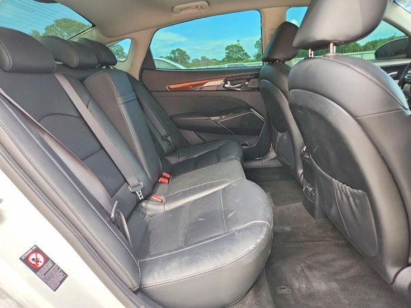 2019 KIA CADENZA