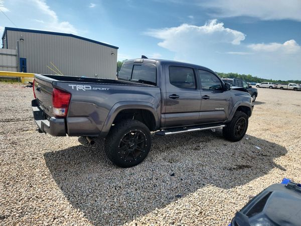 2017 TOYOTA TACOMA