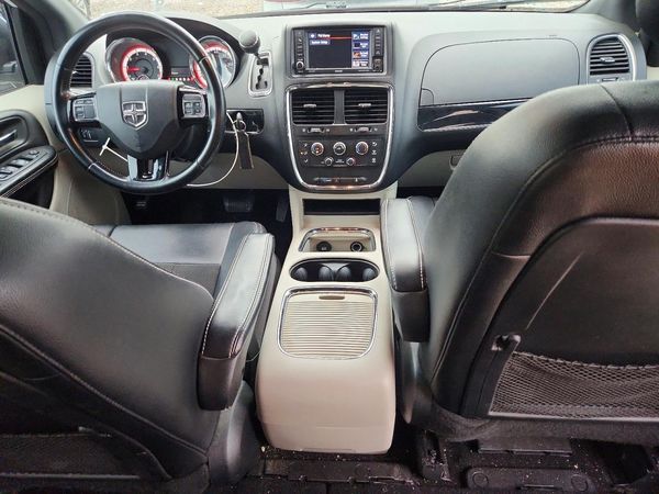 2020 DODGE GRAND CARAVAN SXT