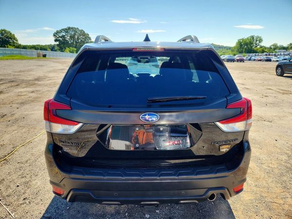 2023 SUBARU FORESTER