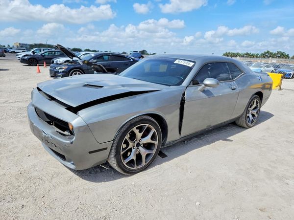 2015 DODGE CHALLENGER SXT Plus