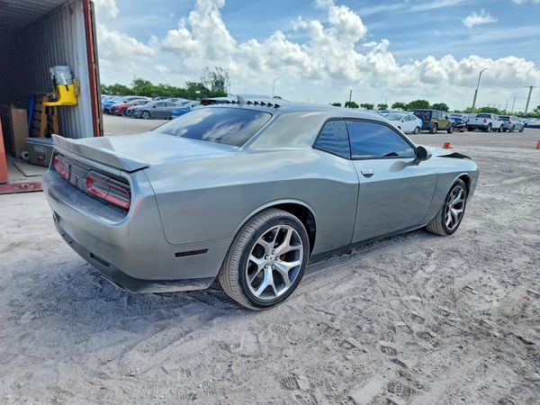 2015 DODGE CHALLENGER SXT Plus