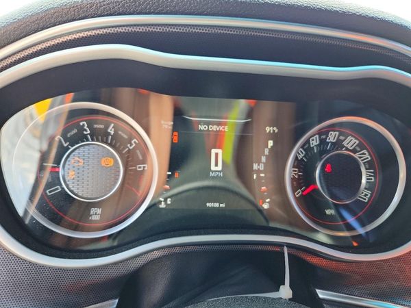 2015 DODGE CHALLENGER SXT Plus