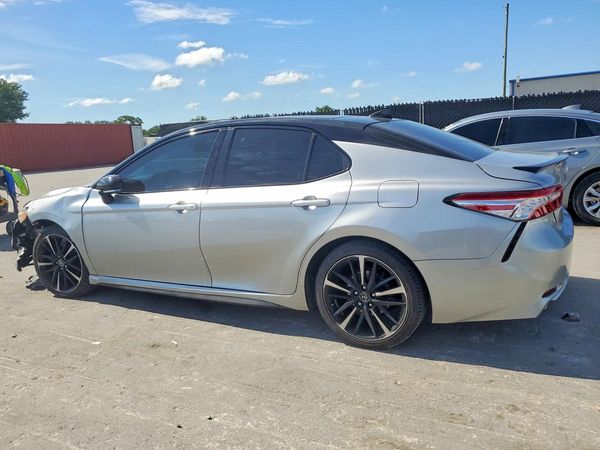 2020 TOYOTA CAMRY