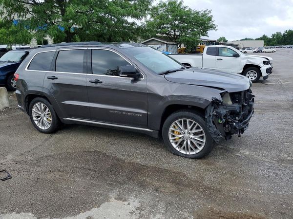 2017 JEEP GRAND CHEROKEE Summit