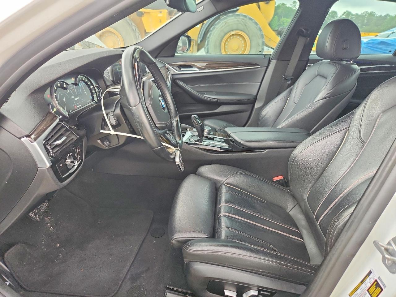 2018 BMW 530E