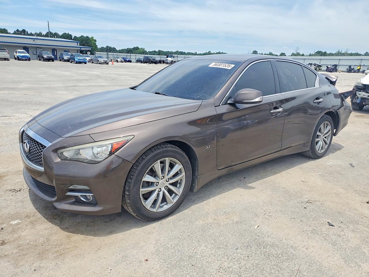 2015 INFINITI Q50