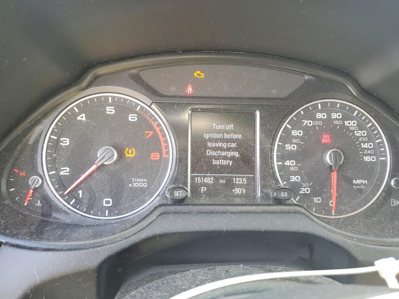 2013 AUDI Q5 Premium Plus