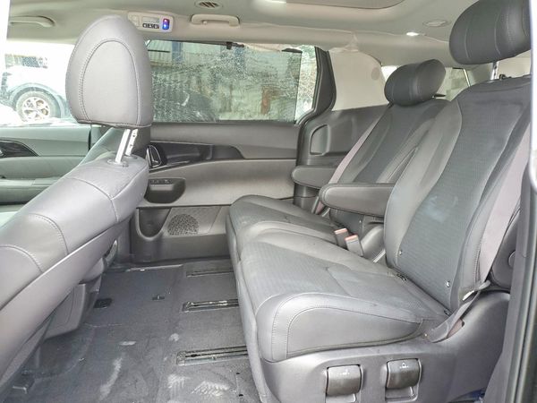 2025 KIA CARNIVAL SX, SX PRESTIGE
