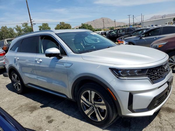 2023 KIA SORENTO