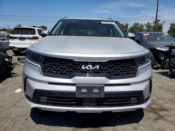 2023 KIA SORENTO